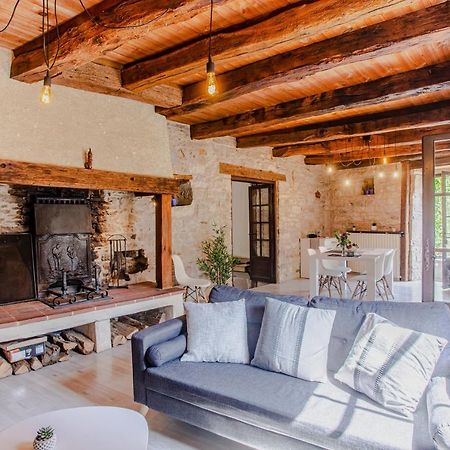 Maison En Pierres Au Coeur Du Village Medieval De Villeneuve Экстерьер фото