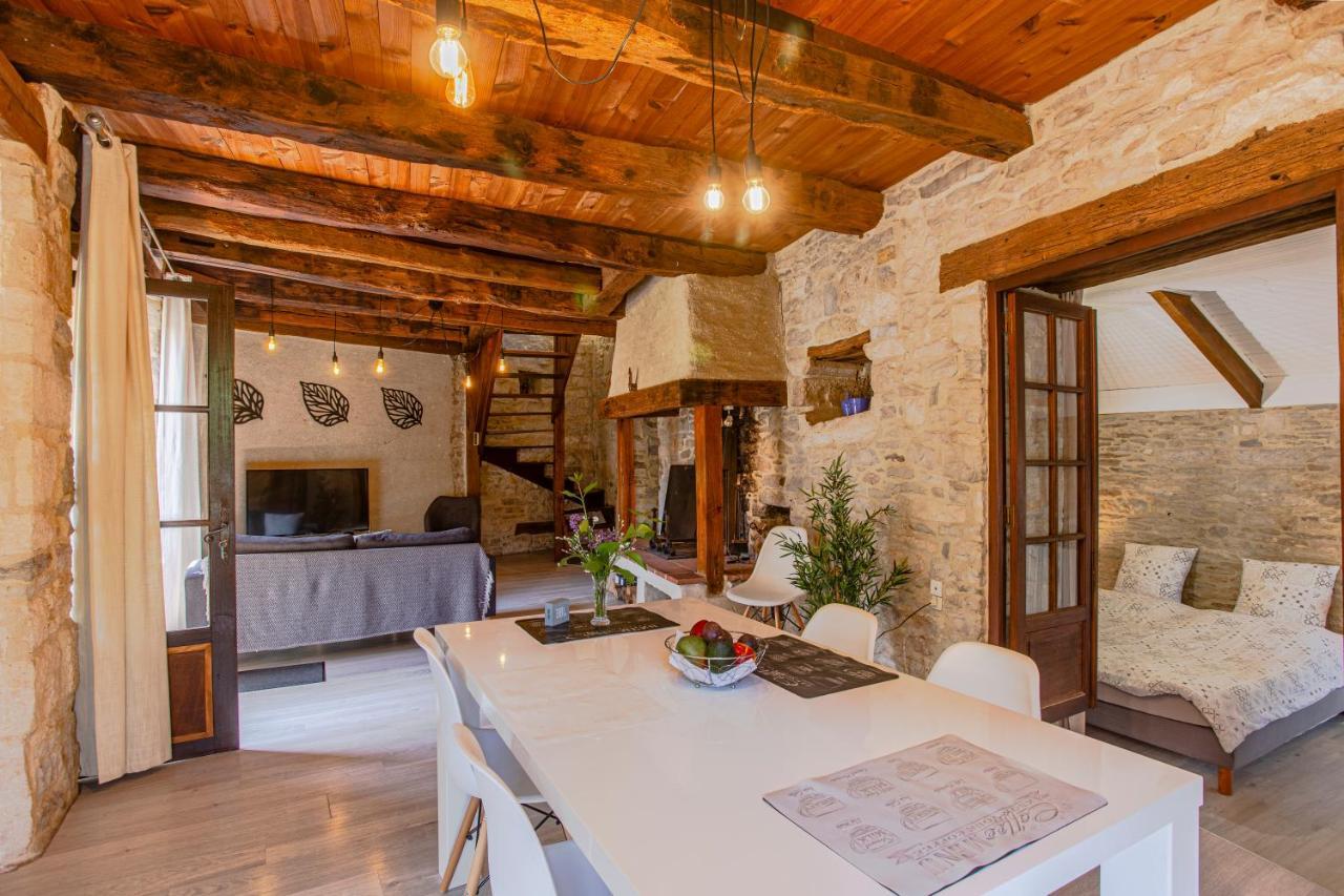 Maison En Pierres Au Coeur Du Village Medieval De Villeneuve Экстерьер фото