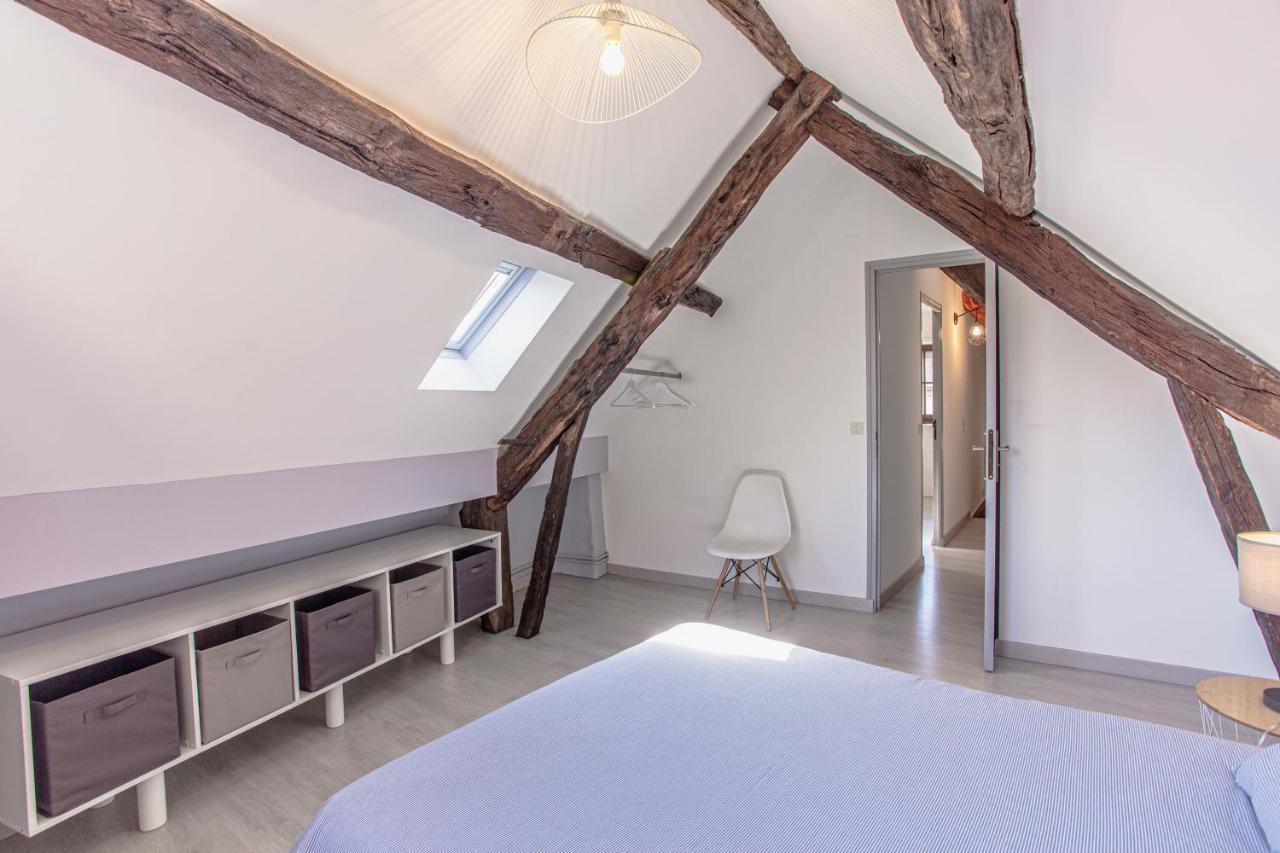 Maison En Pierres Au Coeur Du Village Medieval De Villeneuve Экстерьер фото