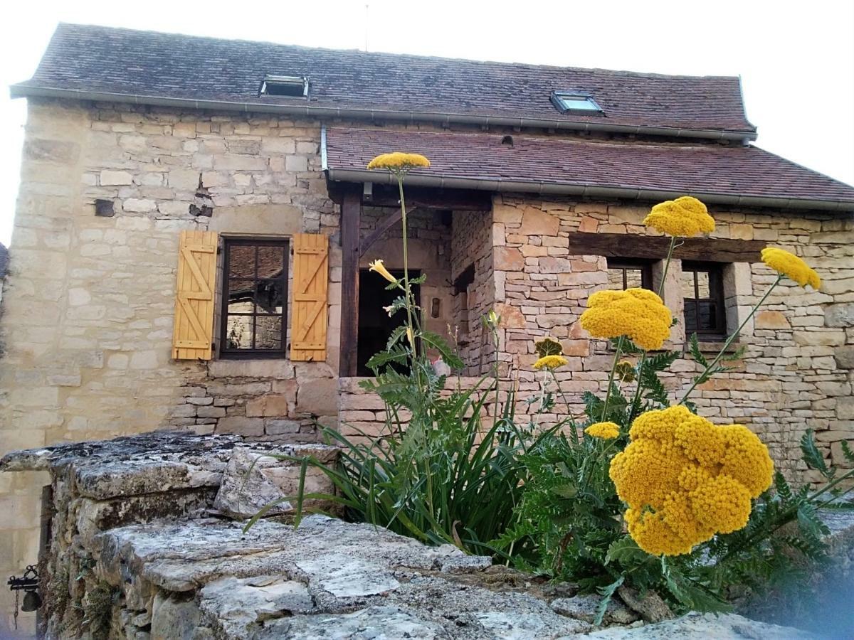 Maison En Pierres Au Coeur Du Village Medieval De Villeneuve Экстерьер фото